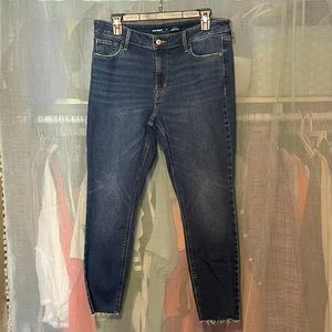 Old Navy women’s size 12 skinny jeans